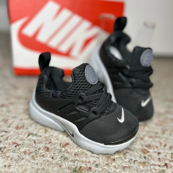 Nike Other - Nike little presto toddler sneaker size:6C with original box